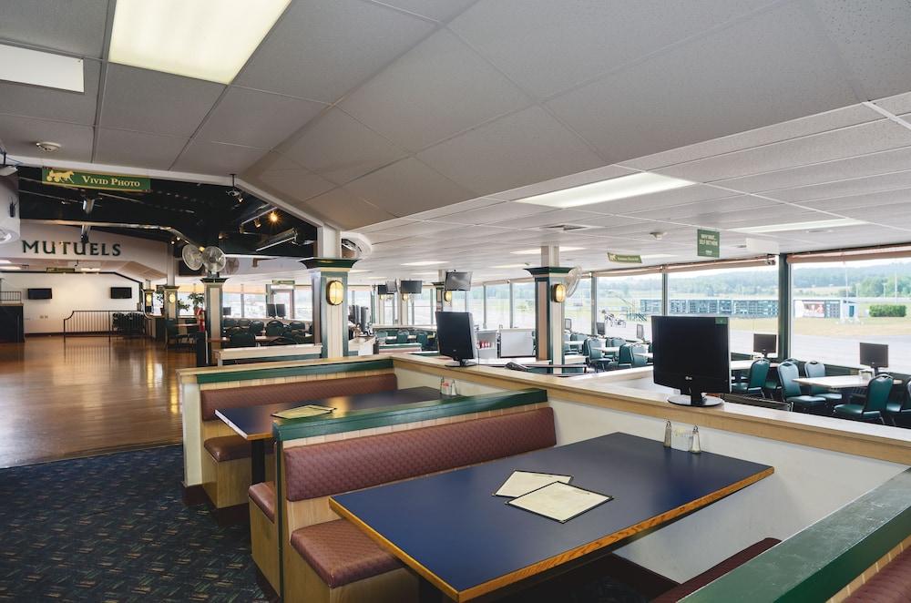 Vernon Downs Casino And Hotel Extérieur photo